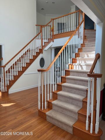 10 Rockingham Court, Manalapan, NJ 07726