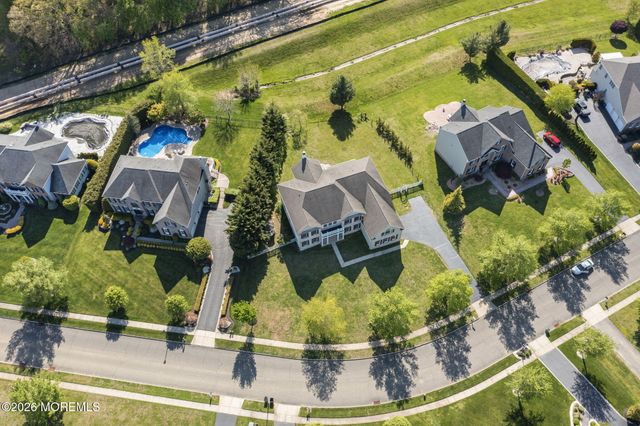 10 Rockingham Court, Manalapan, NJ 07726