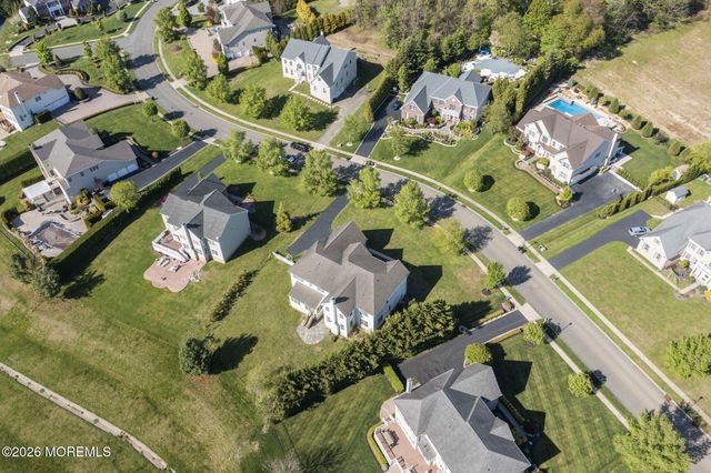 10 Rockingham Court, Manalapan, NJ 07726