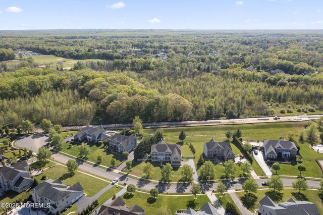 10 Rockingham Court, Manalapan, NJ 07726