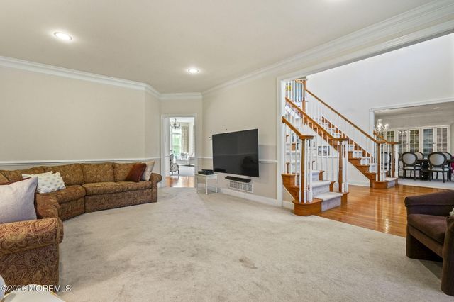 10 Rockingham Court, Manalapan, NJ 07726