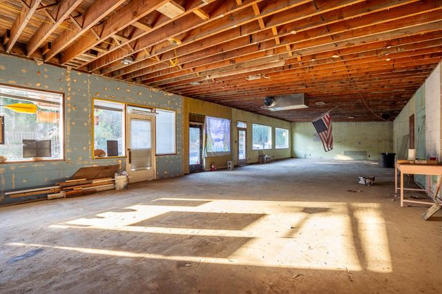 41811 Sierra Drive, Three Rivers, CA 93271