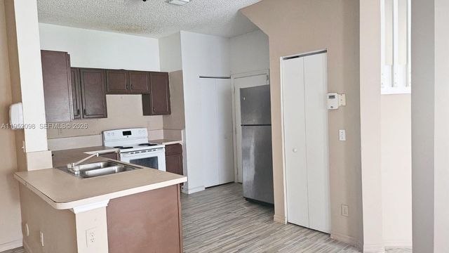 10161 SW 21st St, Miramar, FL 33025