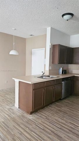 10161 SW 21st St, Miramar, FL 33025