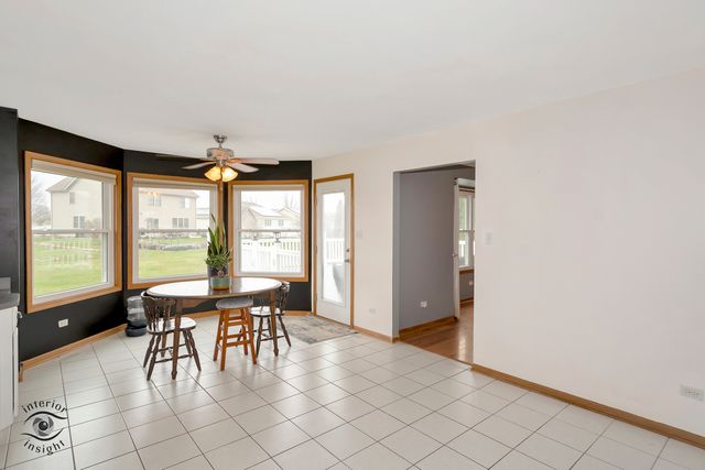 319 Mallards Cove, Beecher, IL 60401