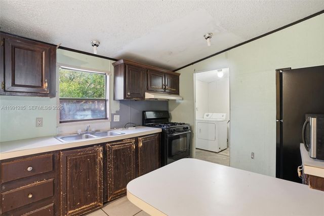 740 bennett ave, La Belle, FL 33935