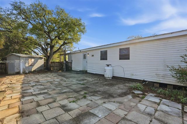 740 bennett ave, La Belle, FL 33935