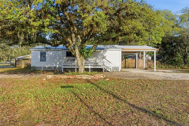 740 bennett ave, La Belle, FL 33935