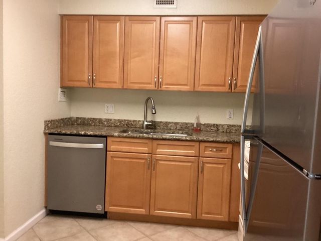 1000 Spanish River Road 3k, Boca Raton, FL 33432