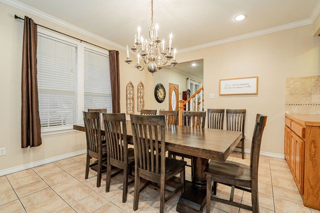 327 Forest Lane, Gun Barrel City, TX 75156