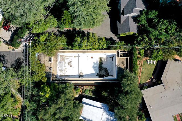 4888 Tocaloma Lane, La Canada Flintridge, CA 91011