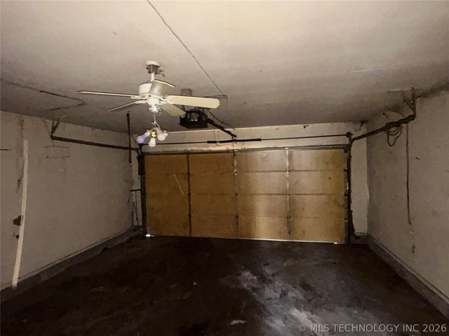 306 E 24th Court, Owasso, OK 74055