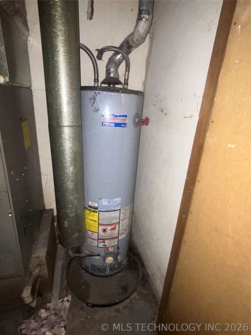 306 E 24th Court, Owasso, OK 74055