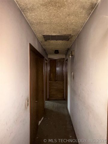 306 E 24th Court, Owasso, OK 74055