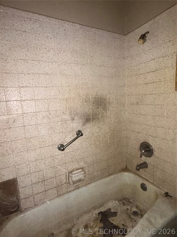 306 E 24th Court, Owasso, OK 74055