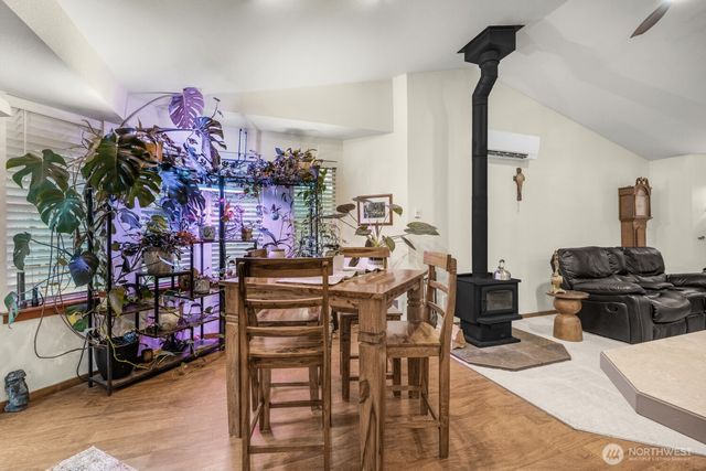 18305 Parkcrest Court SE, Yelm, WA 98597