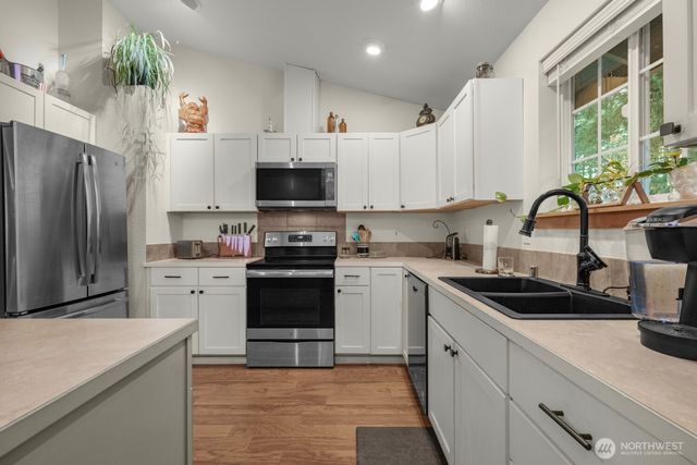 18305 Parkcrest Court SE, Yelm, WA 98597