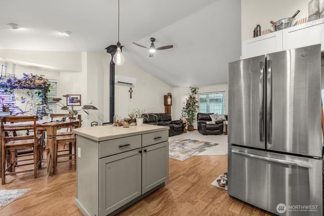 18305 Parkcrest Court SE, Yelm, WA 98597