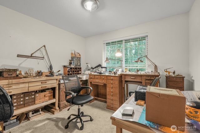 18305 Parkcrest Court SE, Yelm, WA 98597