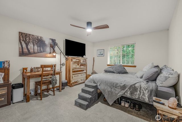 18305 Parkcrest Court SE, Yelm, WA 98597