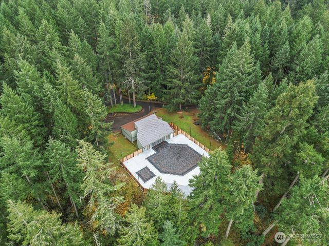 18305 Parkcrest Court SE, Yelm, WA 98597