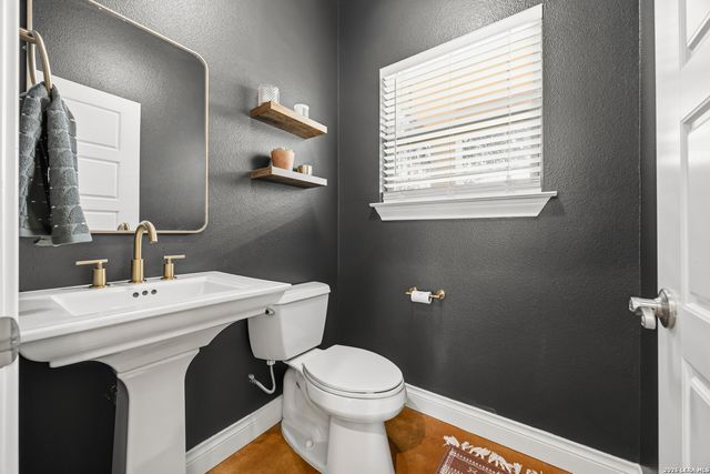 4105 Summit Hurst, New Braunfels, TX 78132