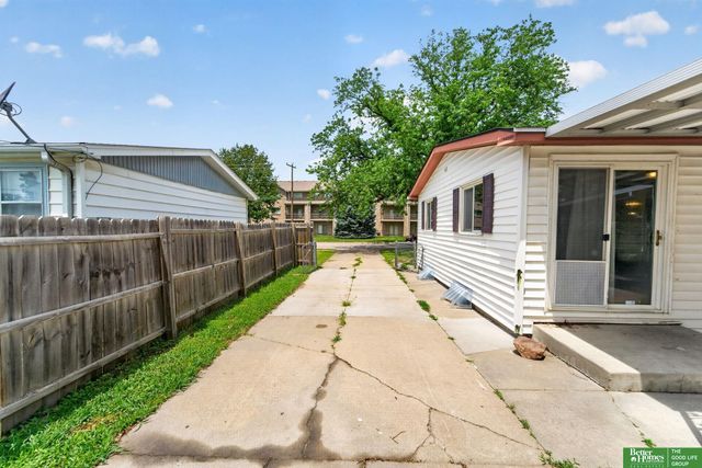 1321 W S Street, Lincoln, NE 68508