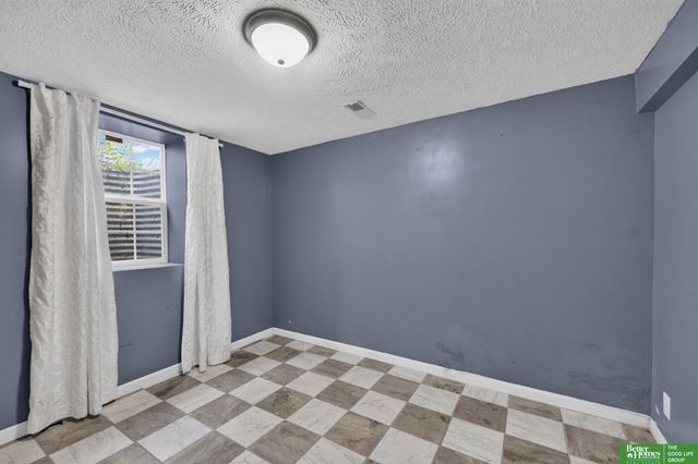 1321 W S Street, Lincoln, NE 68508