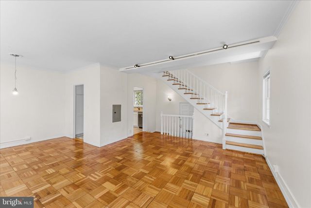 3226 GUNSTON RD, Alexandria, VA 22302