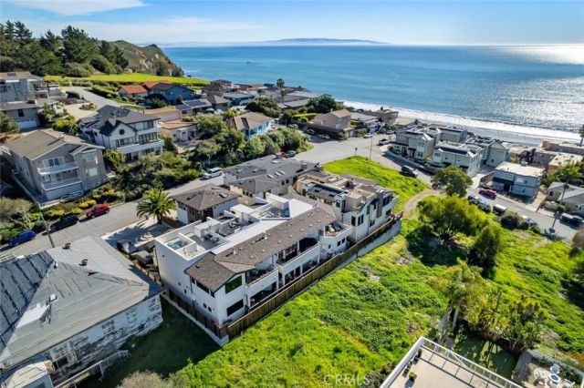 155 San Antonia, Avila Beach, CA 93424