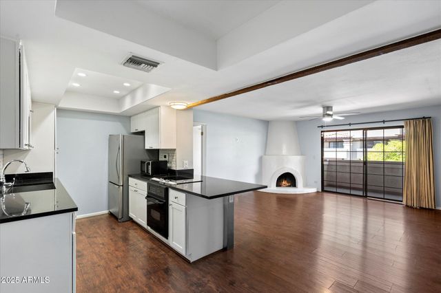 7557 N Dreamy Draw Drive Unit 226, Phoenix, AZ 85020