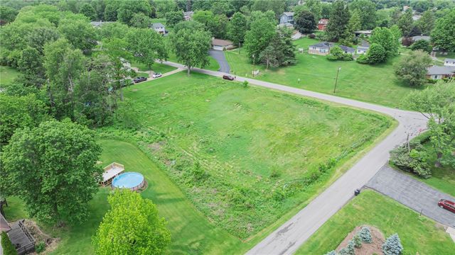 126 Laurel Dr, Brighton Twp, PA 15009