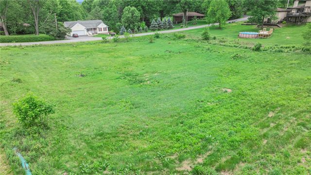126 Laurel Dr, Brighton Twp, PA 15009