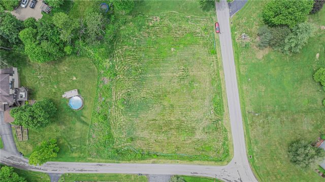 126 Laurel Dr, Brighton Twp, PA 15009