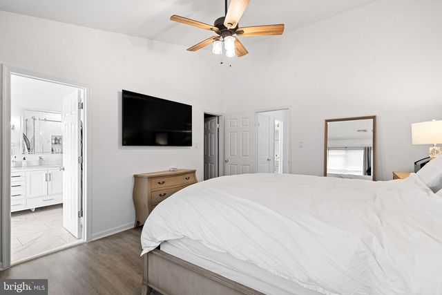 2237 KINGS GARDEN WAY, Falls Church, VA 22043