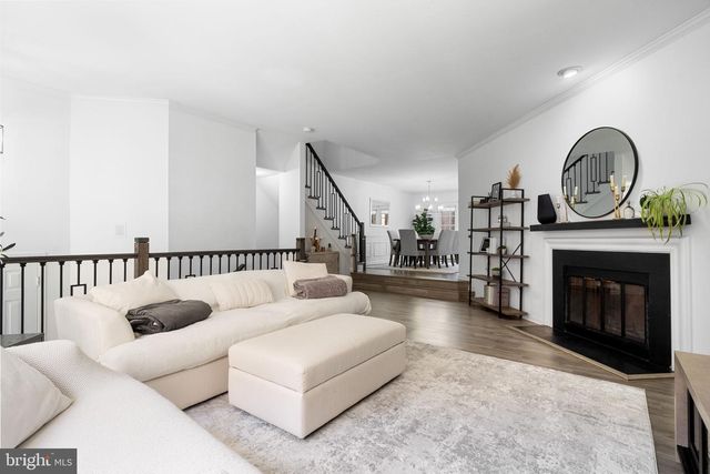 2237 KINGS GARDEN WAY, Falls Church, VA 22043