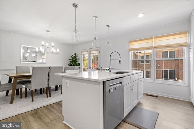 2237 KINGS GARDEN WAY, Falls Church, VA 22043