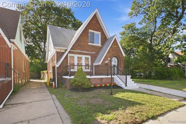 16653 Woodingham Drive, Detroit, MI 48221