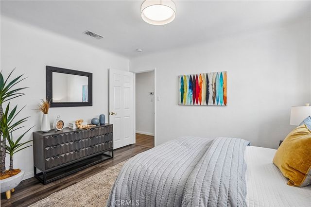 522 S Francisca Avenue, Redondo Beach, CA 90277