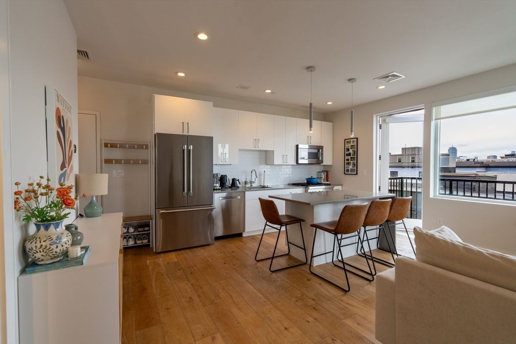 420 W Broadway 501, Boston, MA 02127