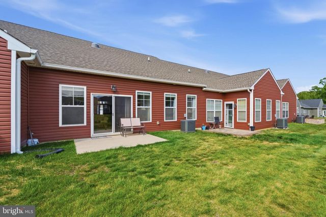 32 CAMDEN CIR, La Plata, MD 20646