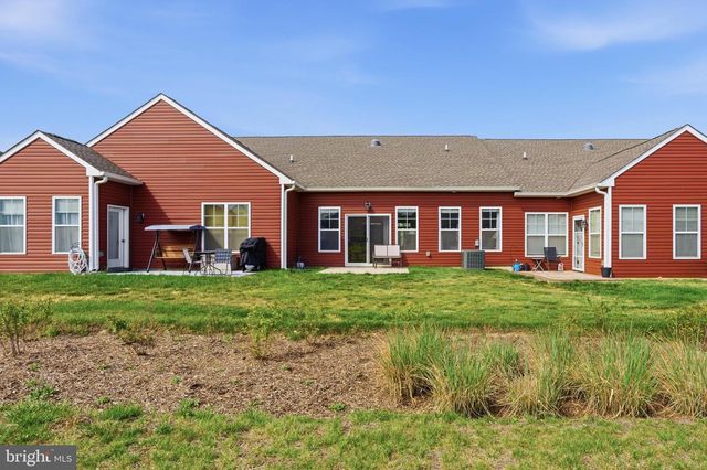 32 CAMDEN CIR, La Plata, MD 20646