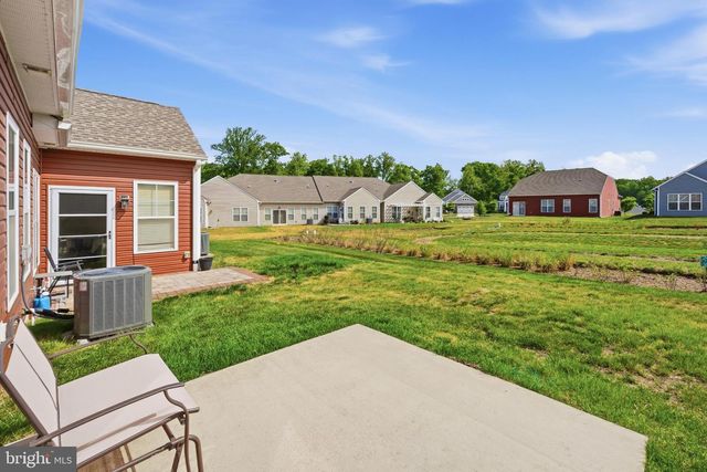 32 CAMDEN CIR, La Plata, MD 20646