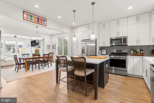 313 CHARLES ST, Fredericksburg, VA 22401