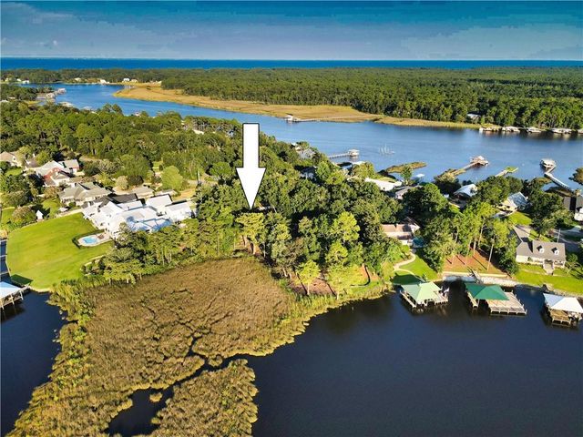 3850 Bebee Point Drive, Theodore, AL 36582
