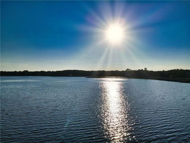 3850 Bebee Point Drive, Theodore, AL 36582