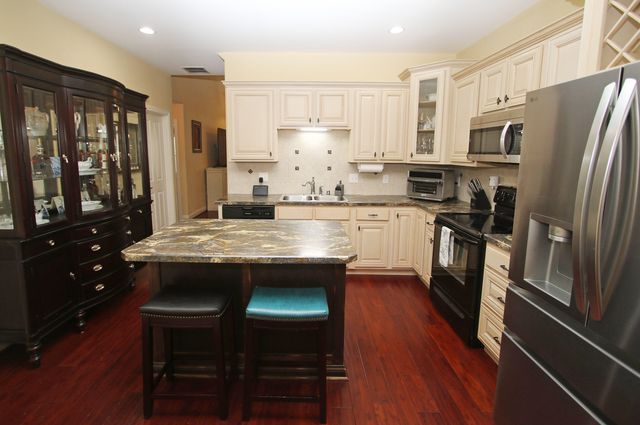 154 Riviera Drive, Georgetown, KY 40324