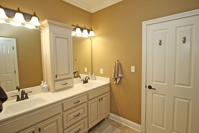 154 Riviera Drive, Georgetown, KY 40324