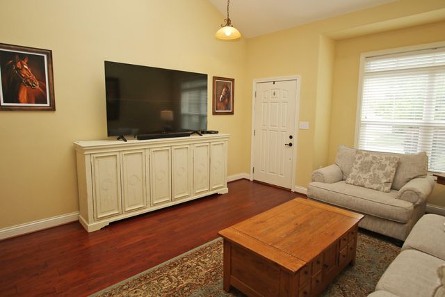 154 Riviera Drive, Georgetown, KY 40324