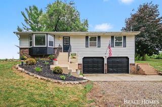 2880 15 Mile Road Nw, Sparta Twp, MI 49345